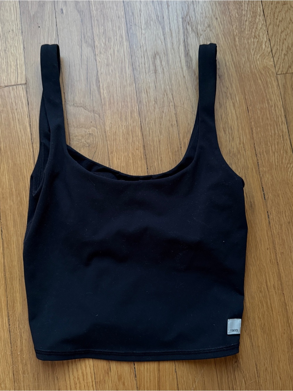 Vuori Black Cropped Tank Top